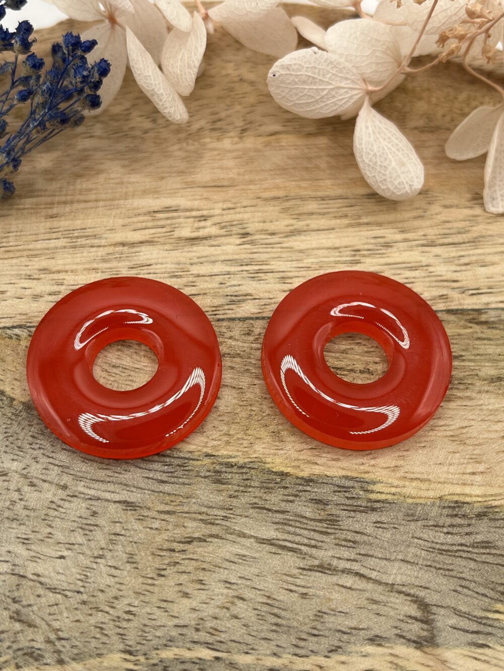 Les Johanna Unies – Rouge Éclatant