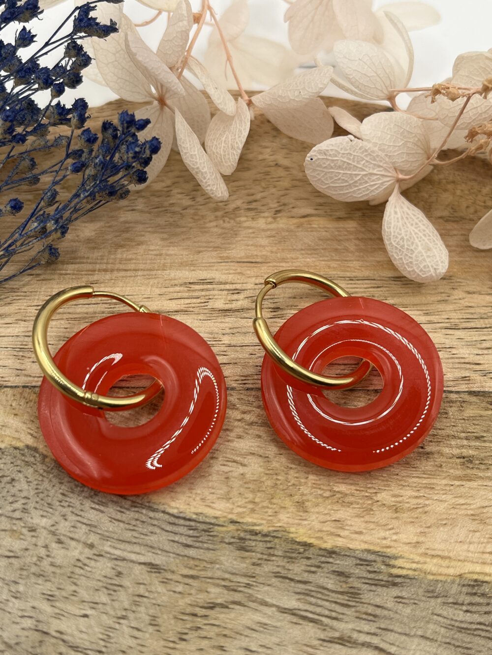 Les Johanna Unies – Rouge Éclatant